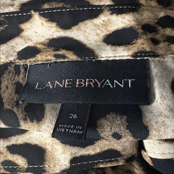 🌺LANE BRYANT Dramatic High-Low Leopard Print Button Down Top Size 26🌺 - Picture 7 of 10